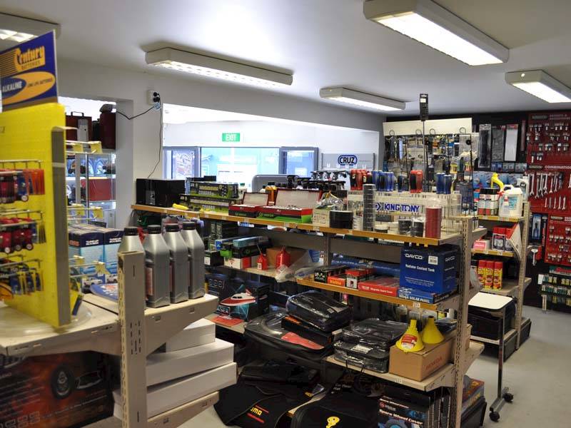 NZ Owned and Operated Auto Parts Store / 5 Bay Workshop Matamata for