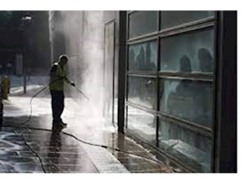 Respected, Rapidly Growing Mobile Power Wash Company with Satisfied