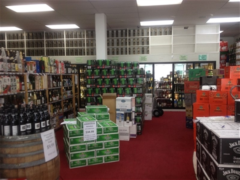Busy Liquor Store in Prime Auckland location LINK Business Brokers